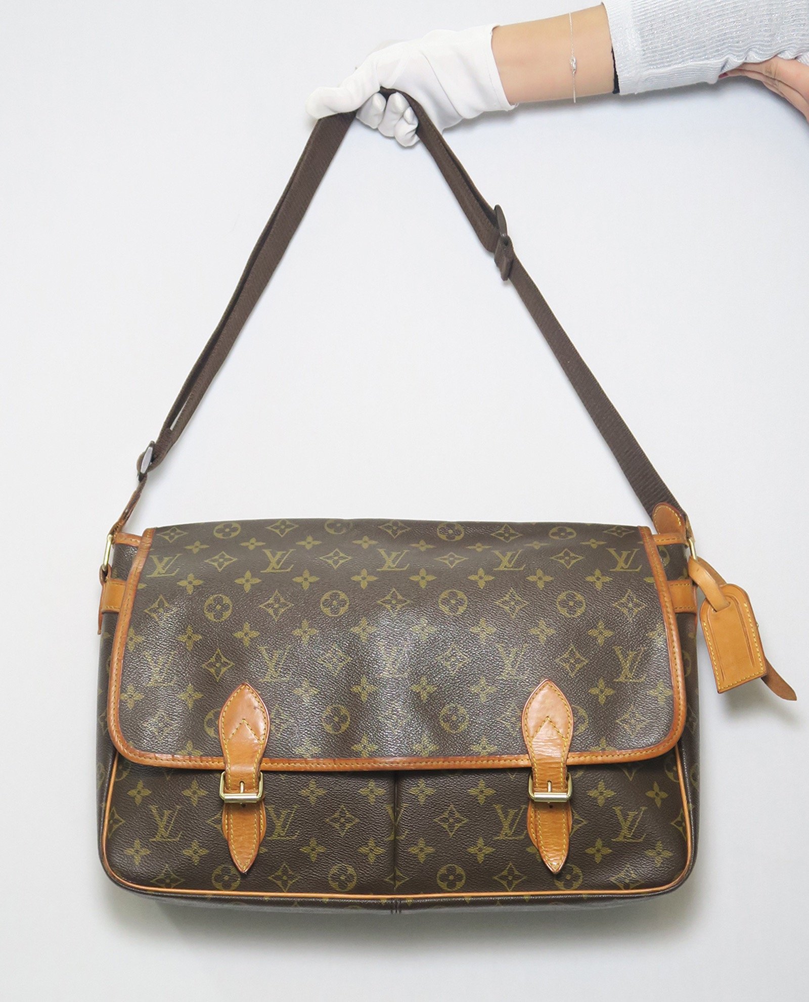 Louis vuitton online gibeciere